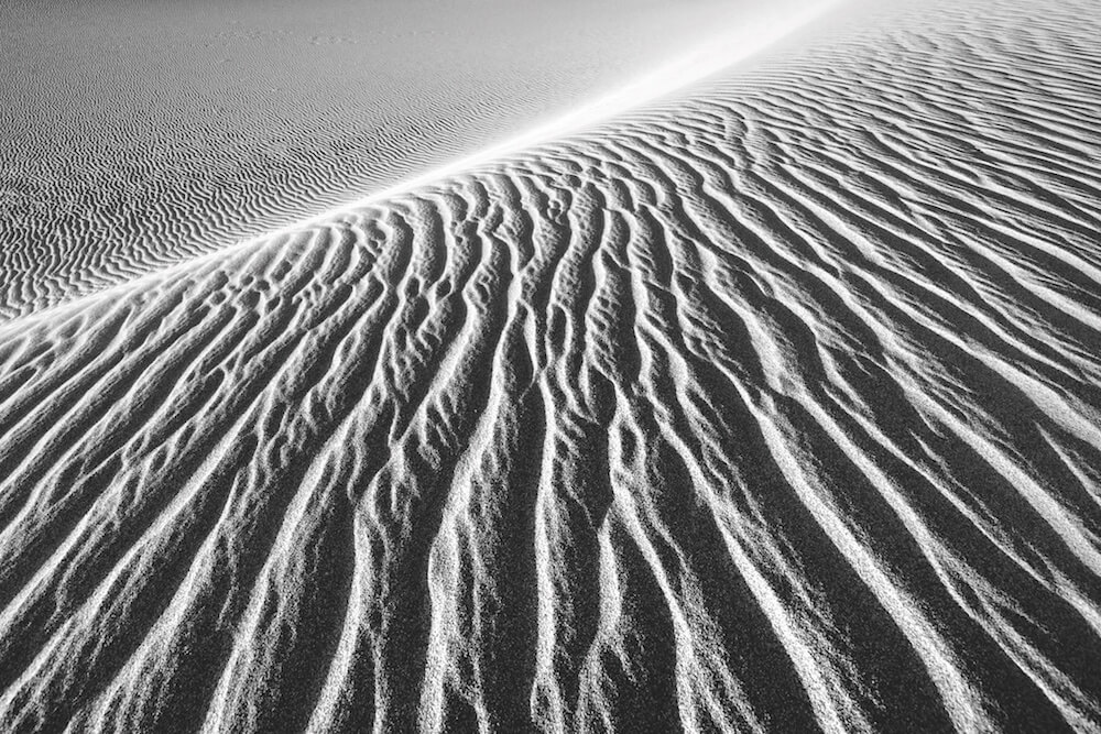 Sand in Schwarzweiß