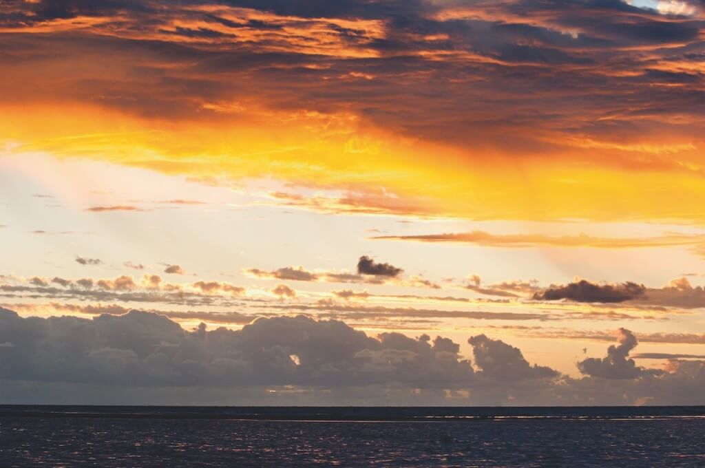 Ein Sonnenaufgang über dem Indischen Ozean