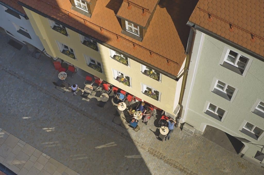 Vom Turm hinab